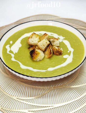 Irish farmhouse soup with crouton