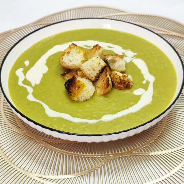 Irish farmhouse soup with crouton