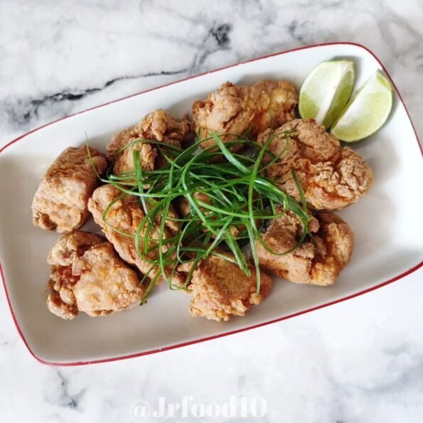 Chicken karage with lemon in it