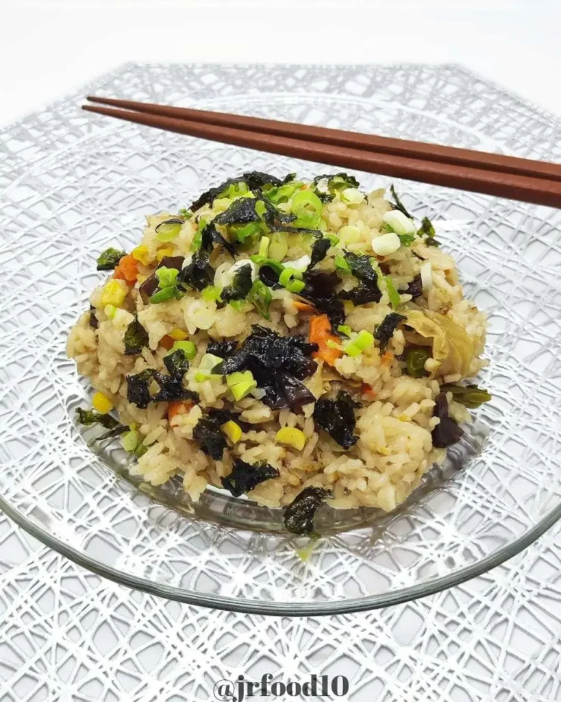 Takikomi Gohan Recipe (Japanese Mixed Rice)
