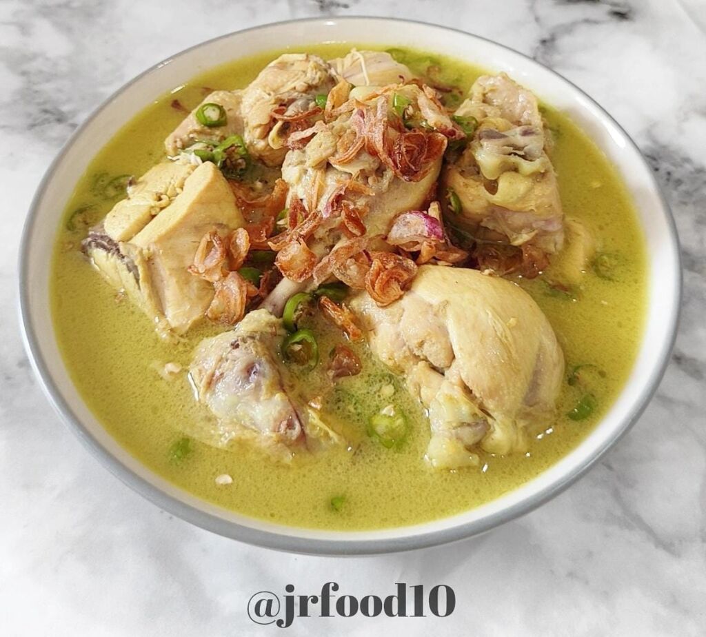 Food So Good It’ll Make Your Therapist Jobless 1 Opor Ayam