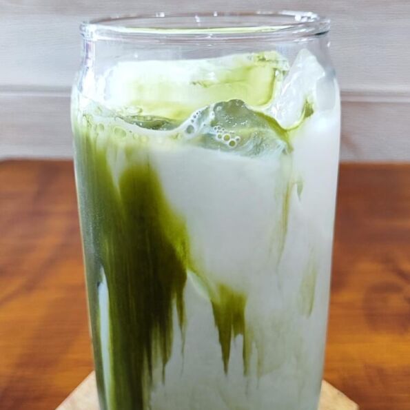 How to Make Iced Matcha Latte