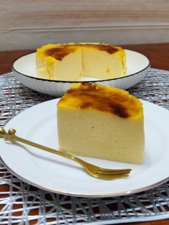 yogurt cake