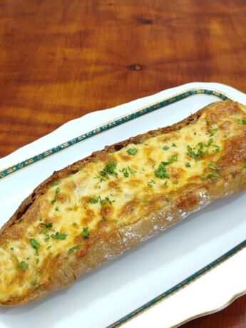 Cheesy Garlic Bread