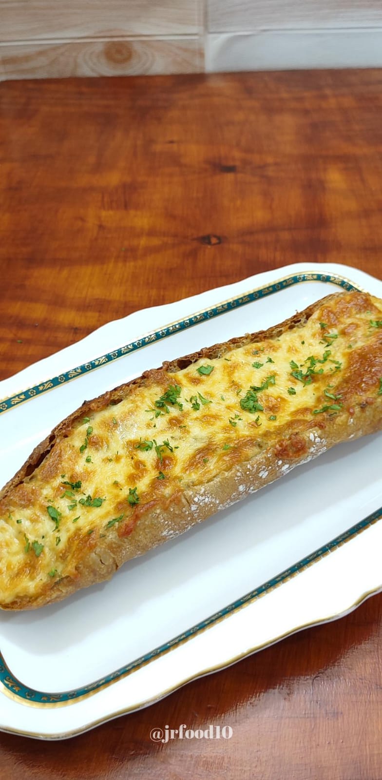 Cheesy Garlic Bread