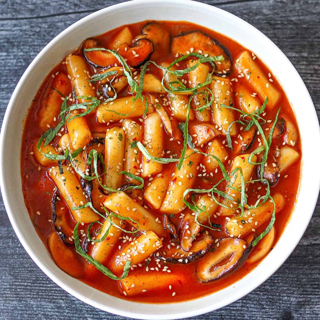 (Tteokbokki) How Korea’s Spicy Rice Cakes Went From Street Corner to National Obsession? 1 tteokbokki 1 copy