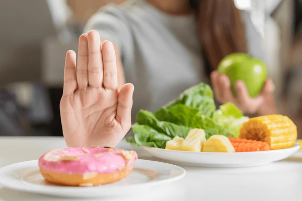 Eat Fat, Get Smart. Sorry, That’s the Tea. 1 diet dieting young asian woman 600nw 2018189174